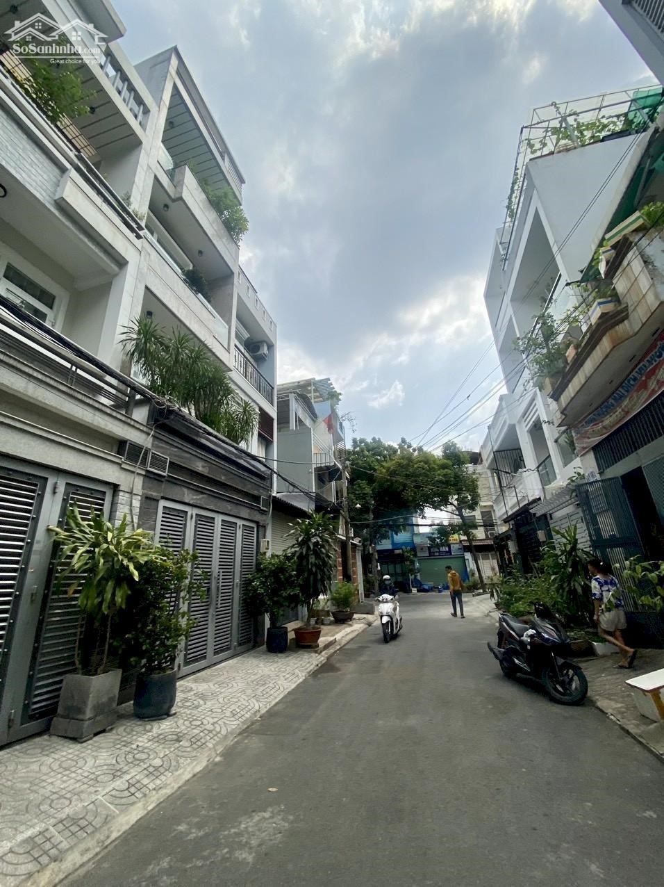 Hiện nay có rất nhiều căn nhà được rao bán tại phường 15 Tân Bình